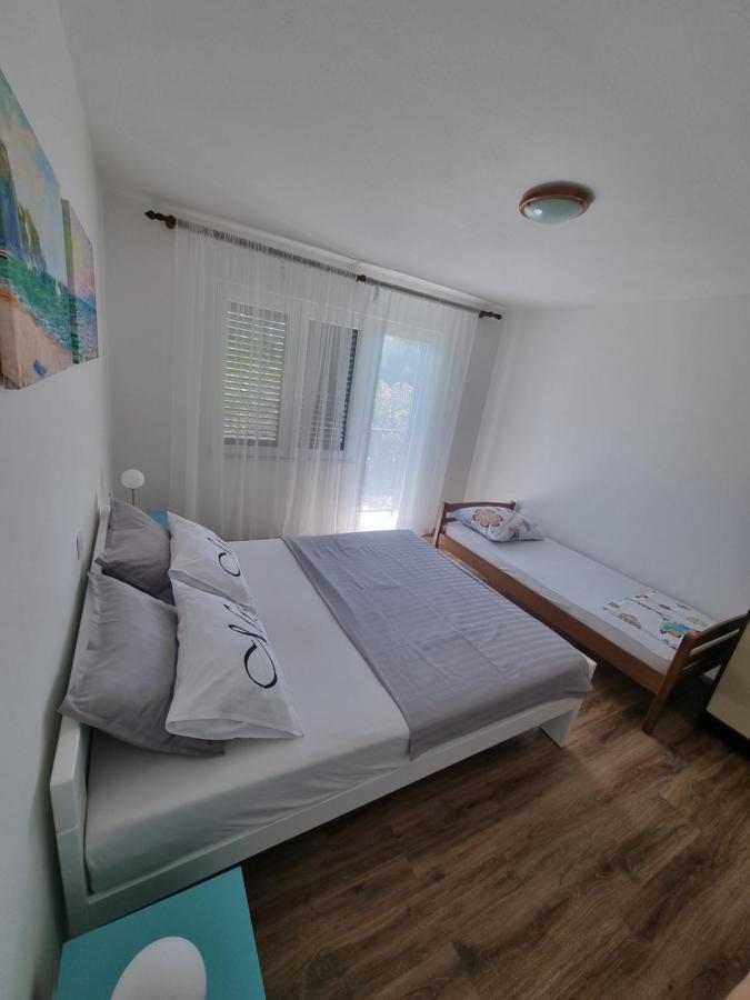 Apartman Frketic Zaboric Esterno foto